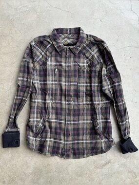 Nicholas K Olive gorpcore plaid button down shirt thumb holes multi pocket M